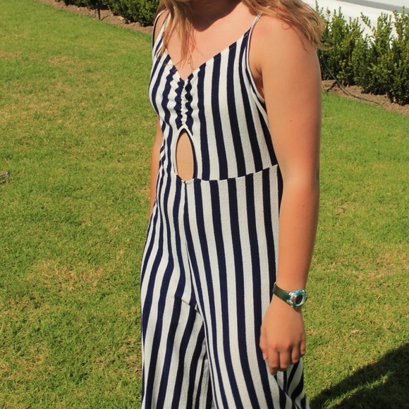 White and blue striped jumpsuit - Picture 5 of 5